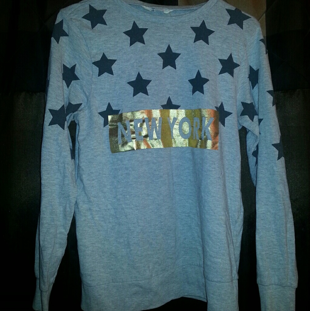 ❌SOLD❌H&M New York Top