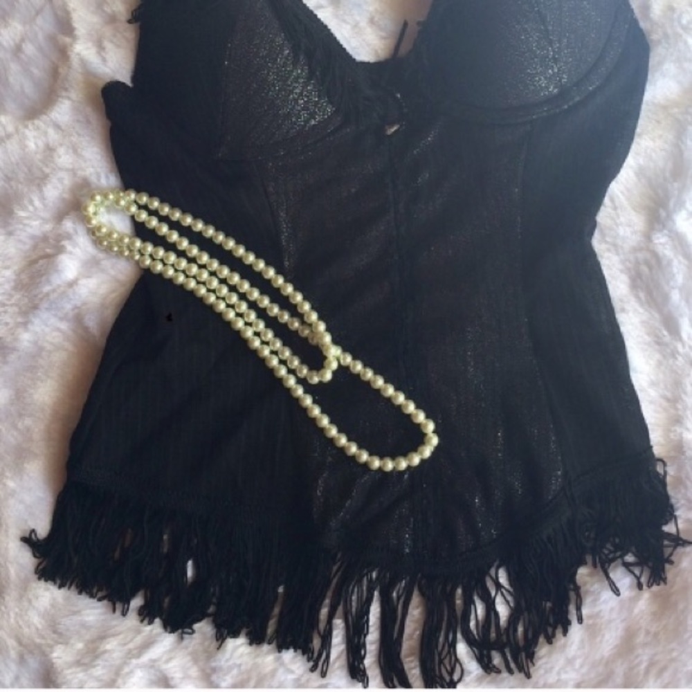 Pearl strand necklace