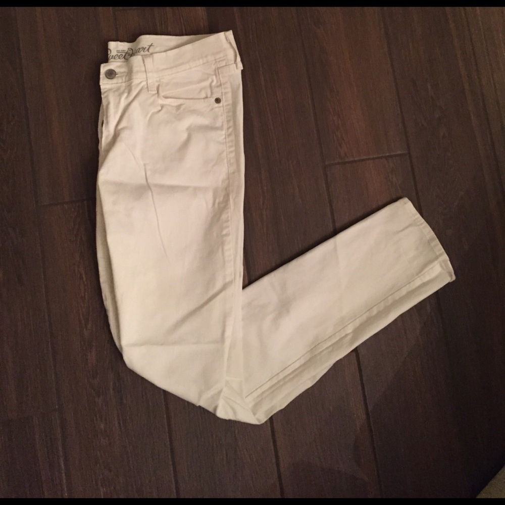 White old navy sweetheart bootcut jeans