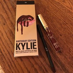 Birthday Edition Kylie Lipkit - Leo