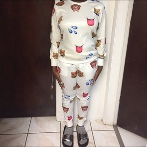 White/Off white Emoji Set Oufit!😛