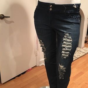 Nice stretches denim