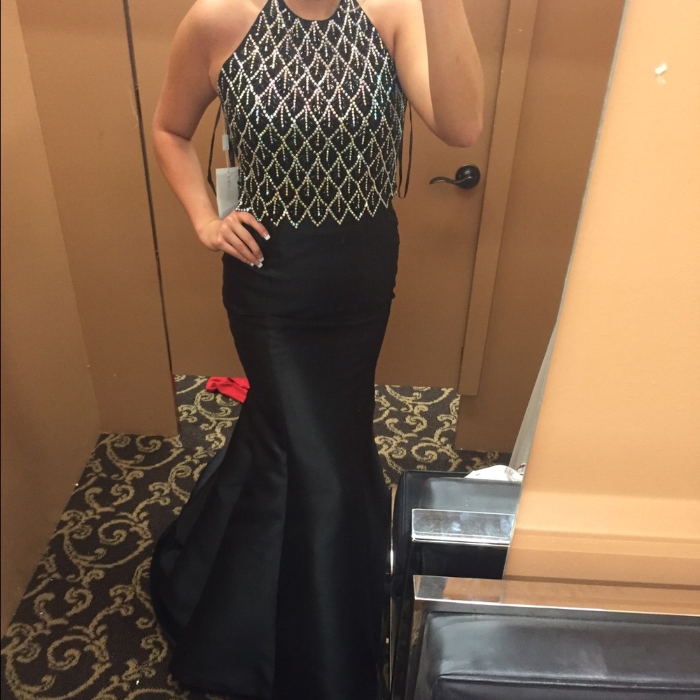 Black sparkly Madison James prom dress