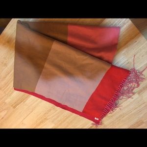 gap scarf