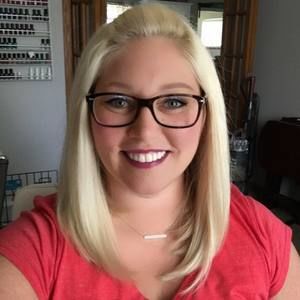 Meet your Posher, Connie