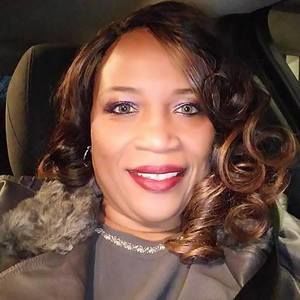 Meet your Posher, Alanda