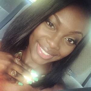 Meet your Posher, Rochelle