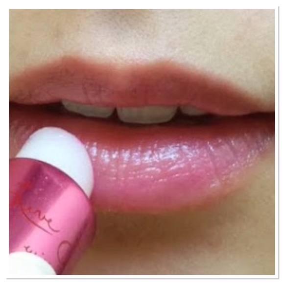 It Cosmetics Vitality Lip Flush 4-in-1 Reviver - Picture 5 of 5