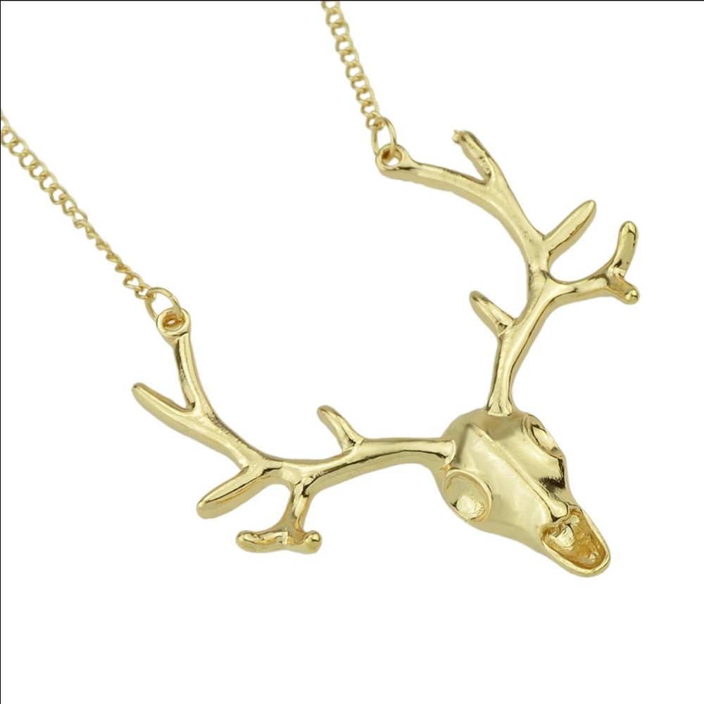 NWOT LONG CHAIN DEER NECKLACE - Picture 1 of 2