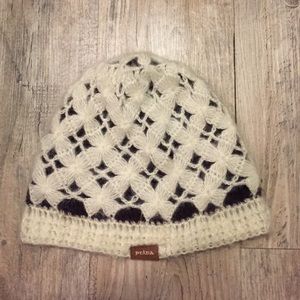 Reversible Prana beanie. Like new!