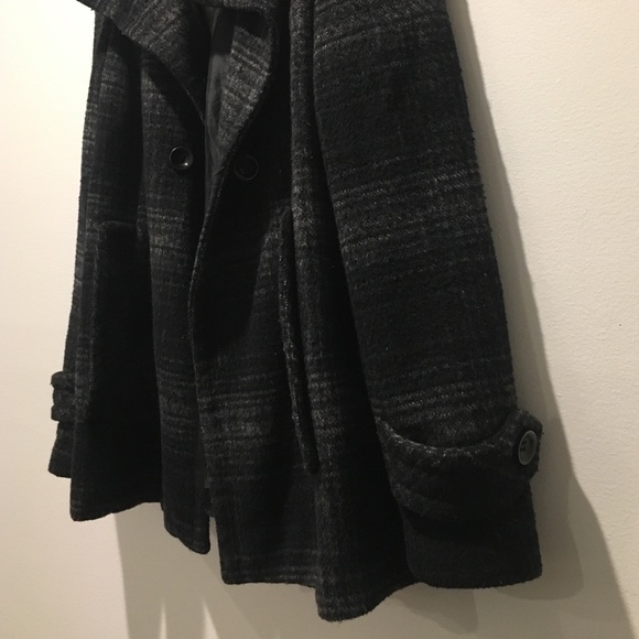 *SUPER SALE* Zara plaid jacket - Picture 4 of 4