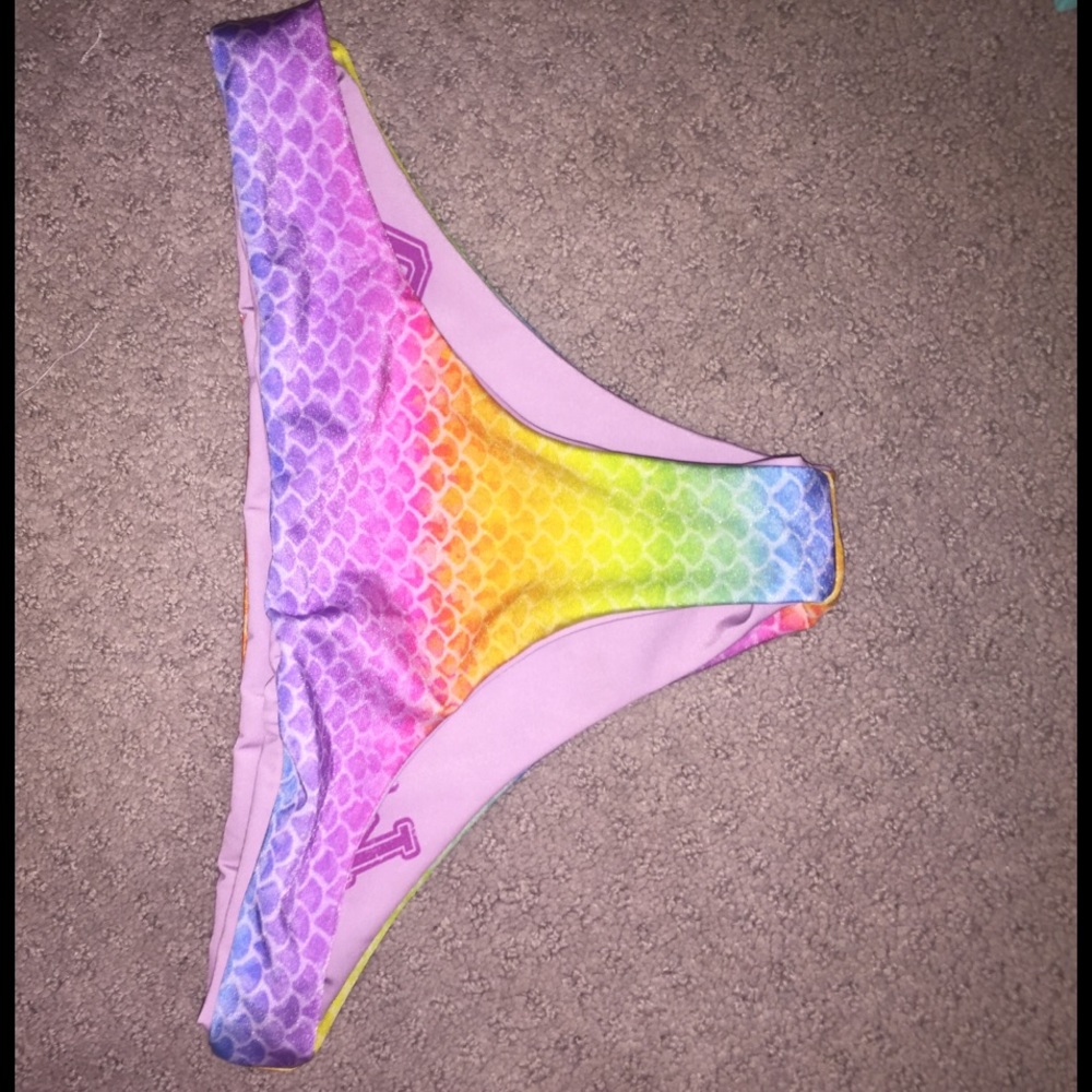 Lali + layla bikini bottoms