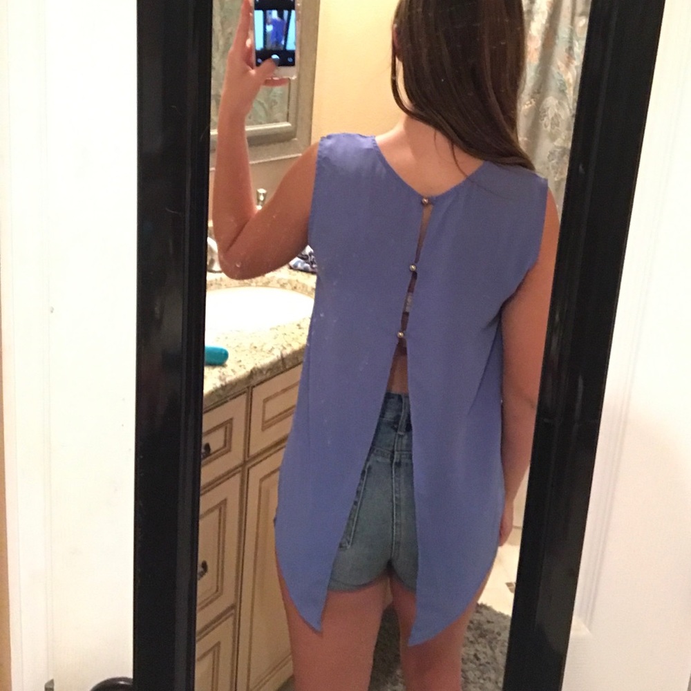 Silky material evenly tank top