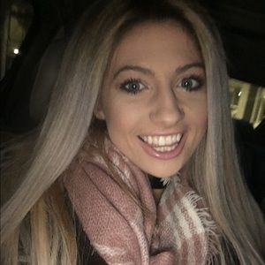 Meet your Posher, Ali