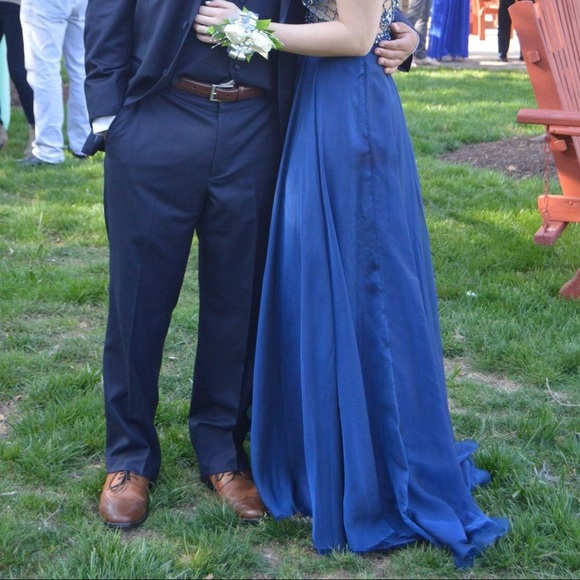 Size 4! Prom dress by Camille La Vie - Picture 7 of 7