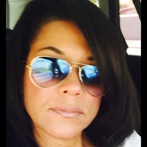 Meet your Posher, Veronica