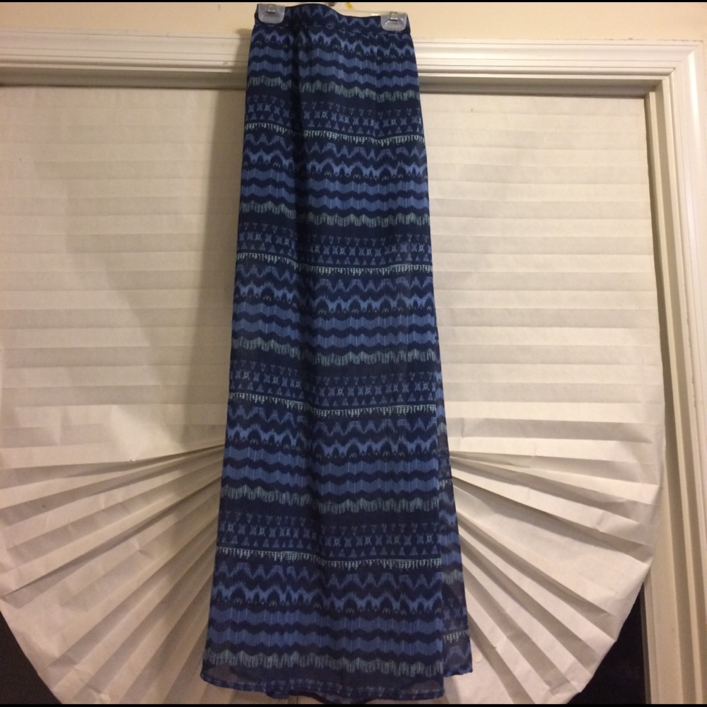 Maxi skirt