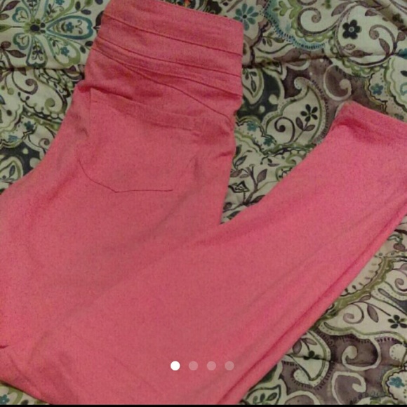 Rue 21 pink jeggings - Picture 1 of 3