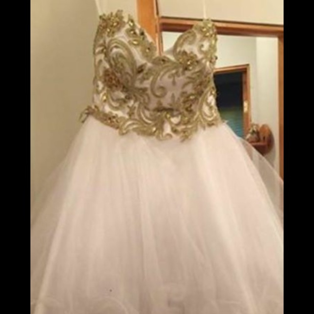 Tolo/prom dress.  PRICE REDUCED!
