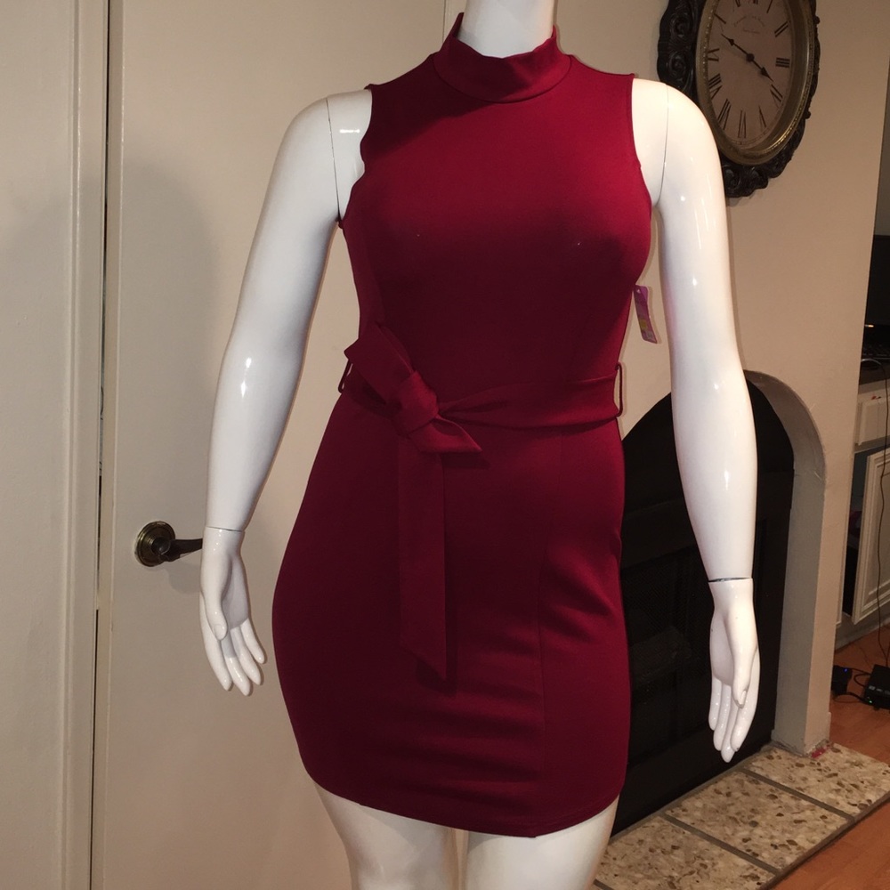 Dress or top doesn't matter it's very nice 😍