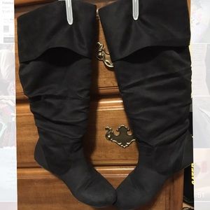 Rampage black suede slouch boots size 8.5