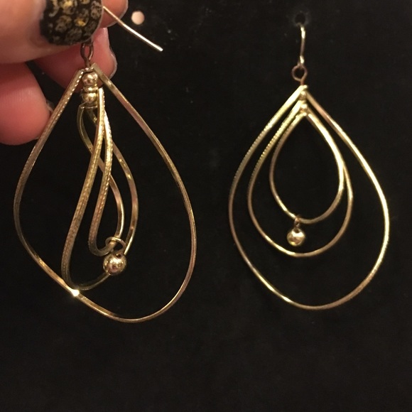 WINDCHIME HOOPS - Picture 2 of 2