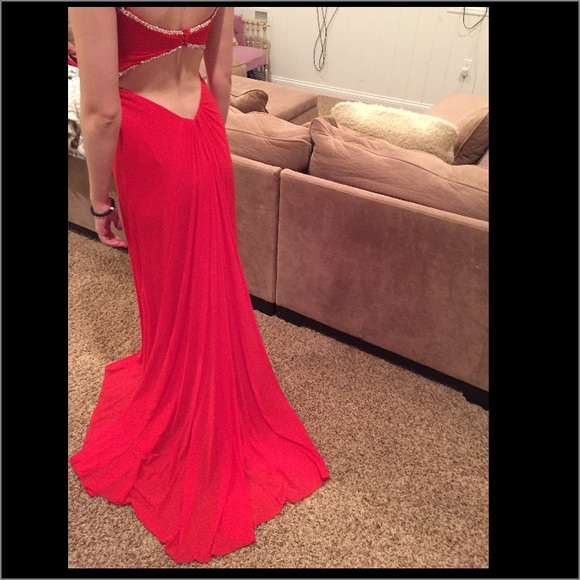 LaFemme Prom Dress - Picture 4 of 7