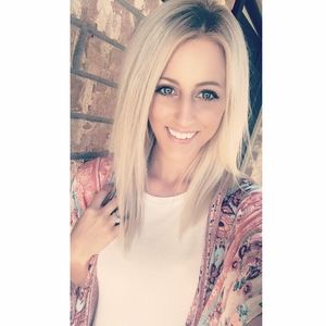 Meet your Posher, Brooke