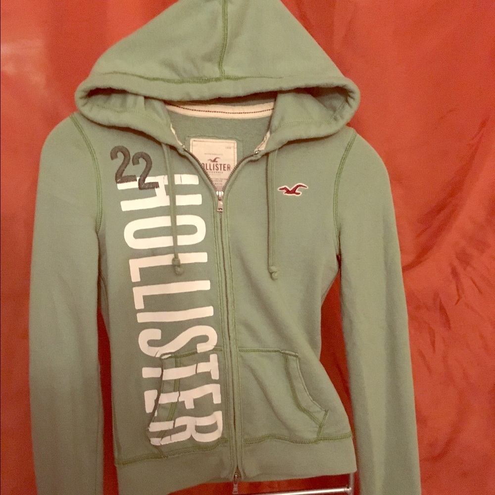 Hollister zip up
