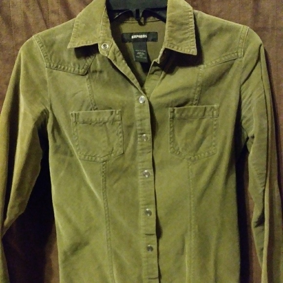 Top - Picture 2 of 2