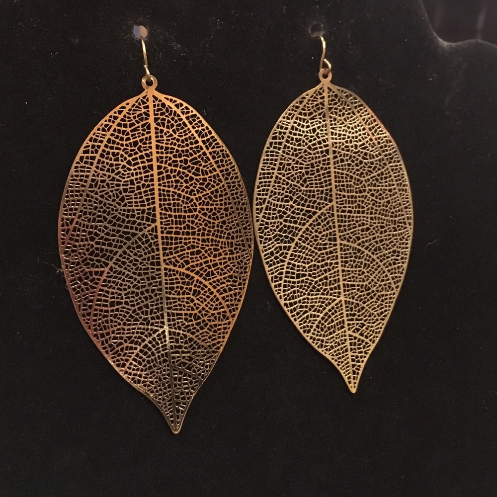 LEAF EARRINGS LOT