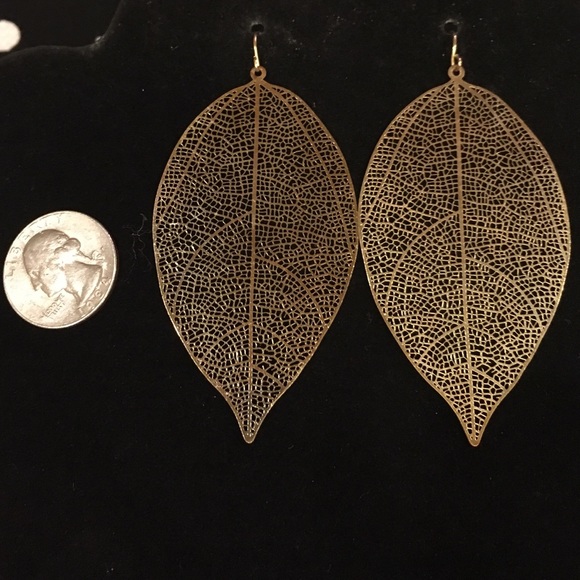 LEAF EARRINGS LOT - Picture 2 of 3