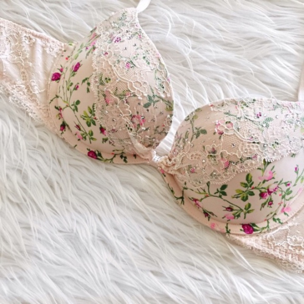 Victoria's Secret Demi Bra