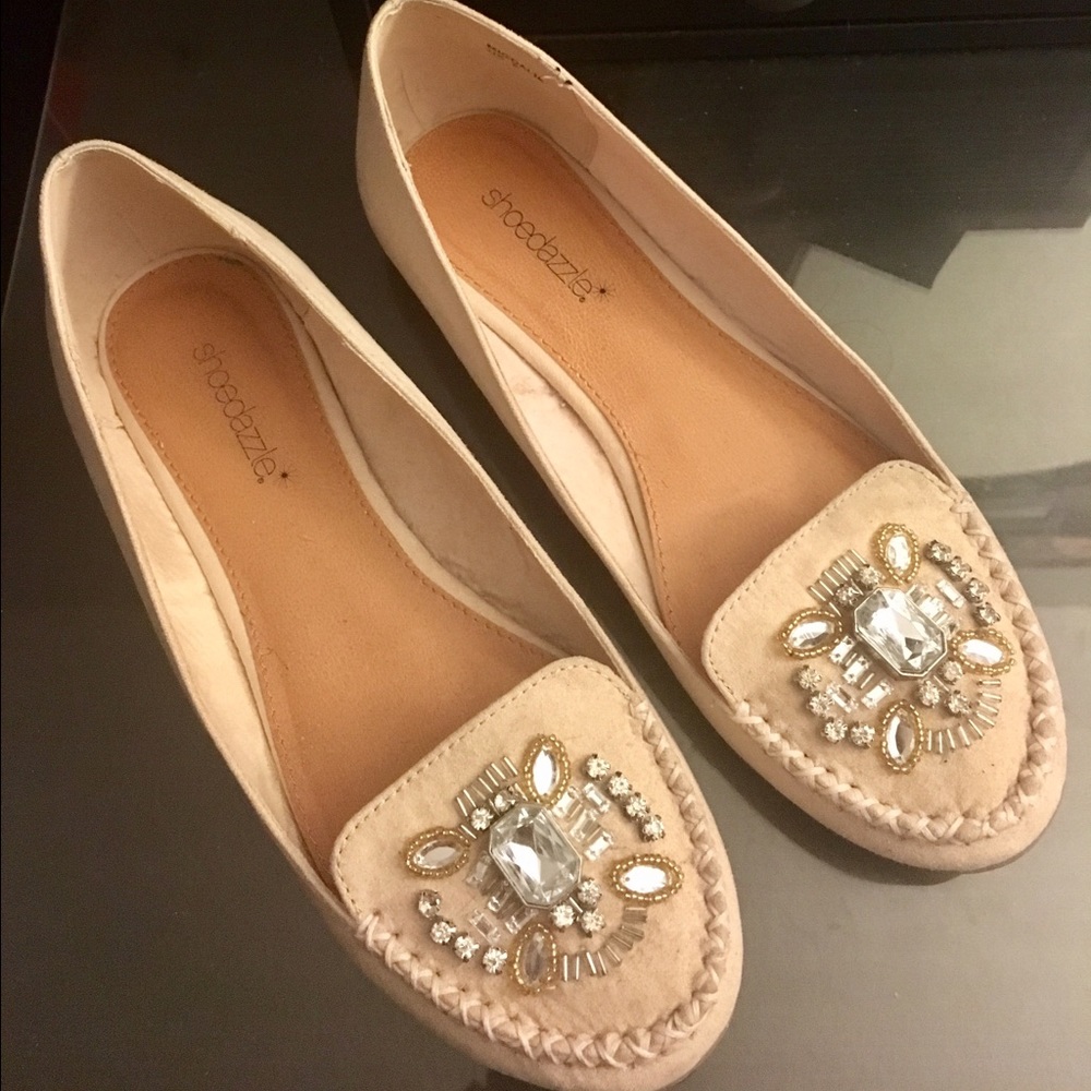 Nude flats with jewel details