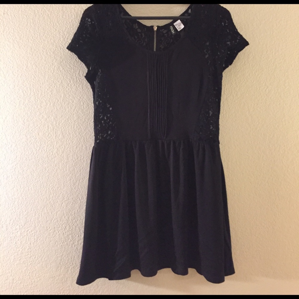 Divided H&M black and lace dress