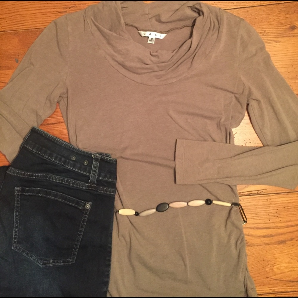 Cabi Twist Neck Tee Small