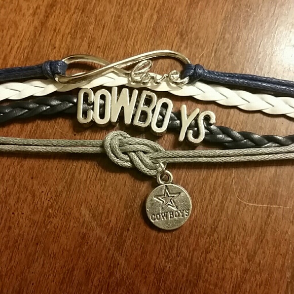 SOLD OUT Dallas Cowboy bracelet NWT. - Picture 3 of 4