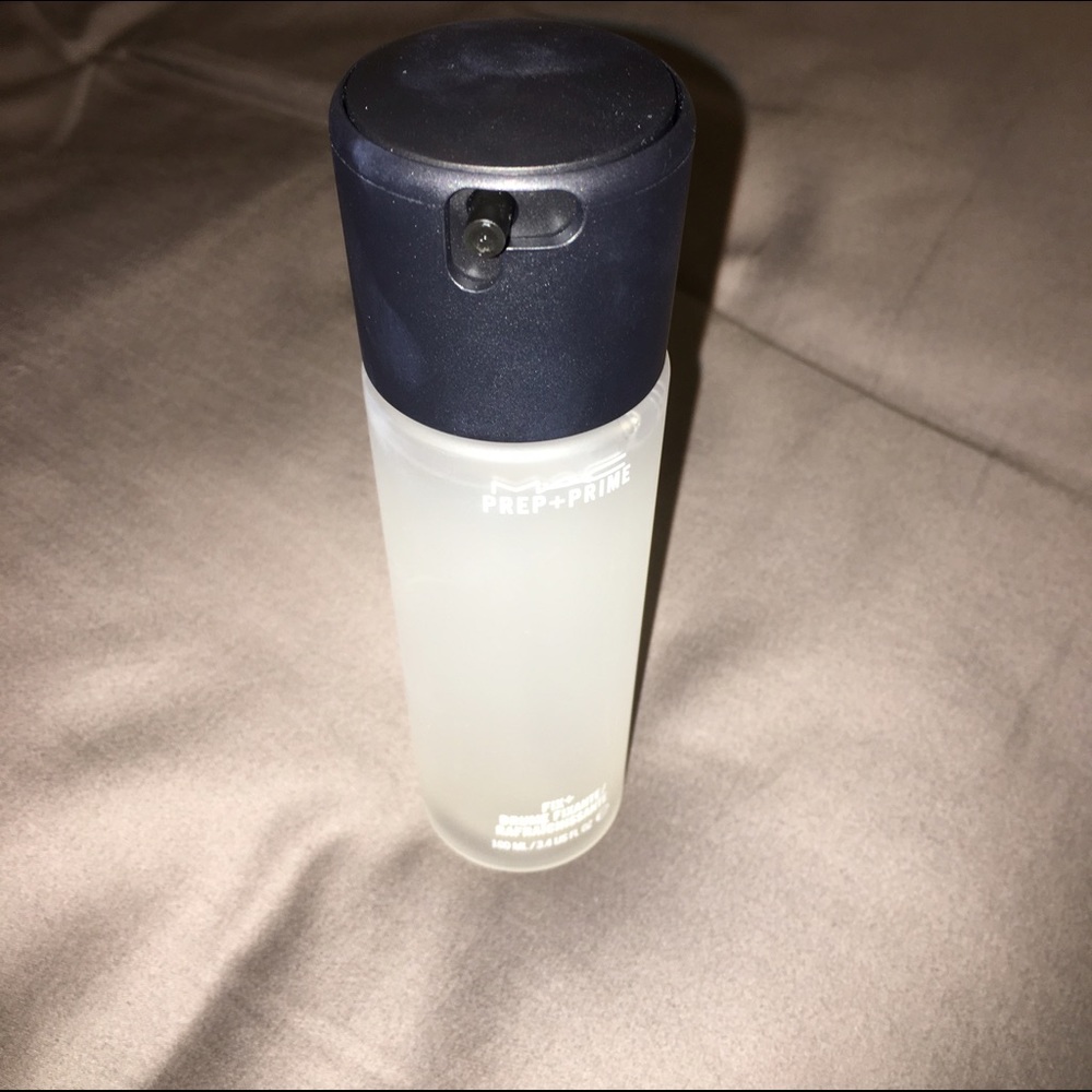 MAC fix plus spray