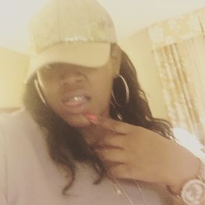 Meet your Posher, Shirronda