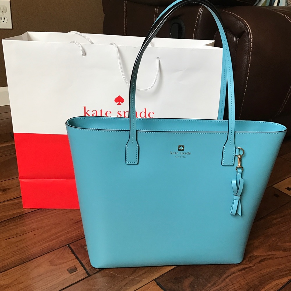 SOLD! SOLD! SOLD! Spade Tote Brand New - Picture 1 of 5