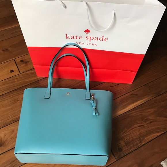 SOLD! SOLD! SOLD! Spade Tote Brand New - Picture 2 of 5