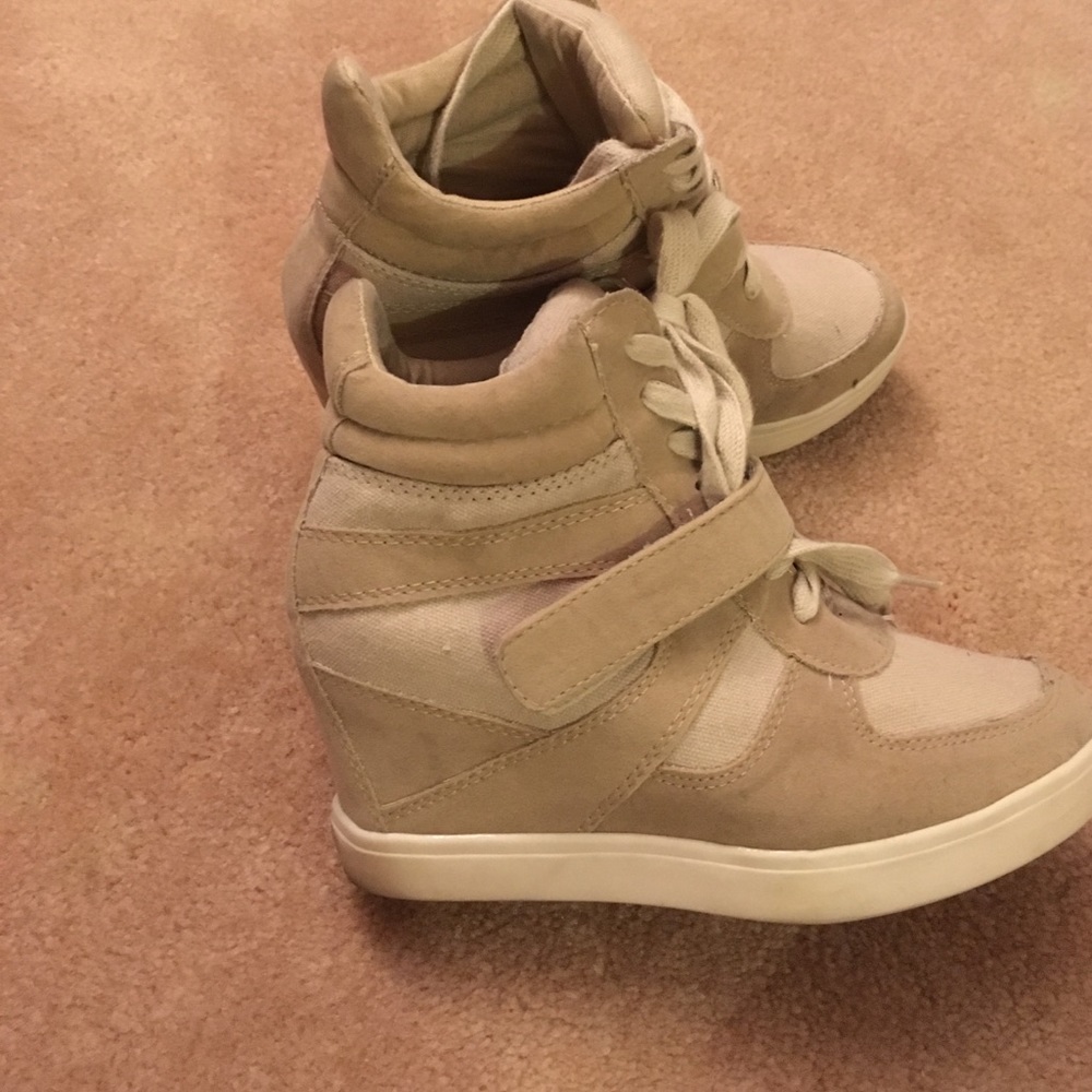 wedge sneakers, lace up and velcro strap size 7 - Picture 2 of 3