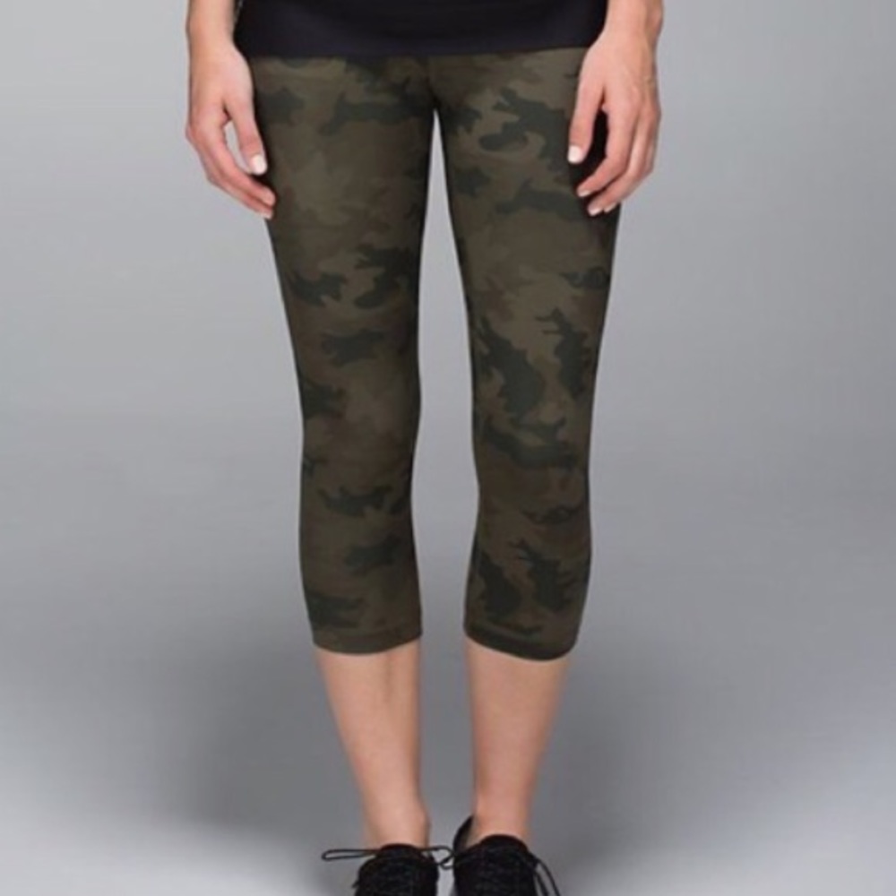Lululemon crop
