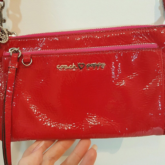 Coach poppy red patent w/pink trim crossbody - Picture 2 of 7