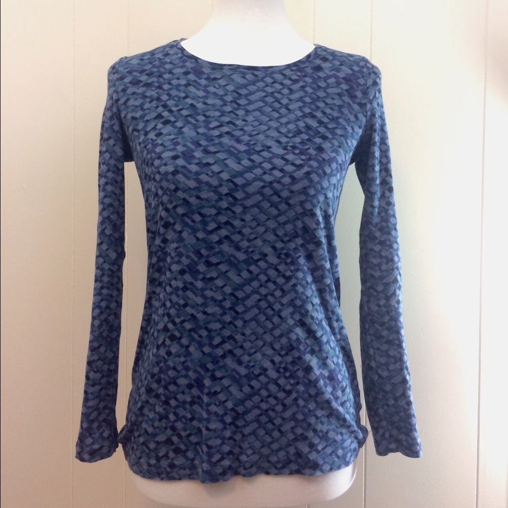 Daisy Fuentes | Blue Printed Top