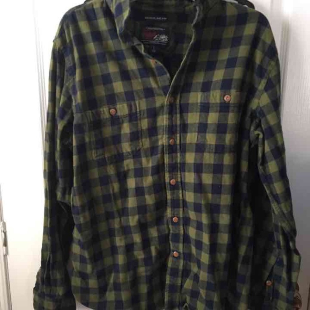 Men's Old Navy flannel!