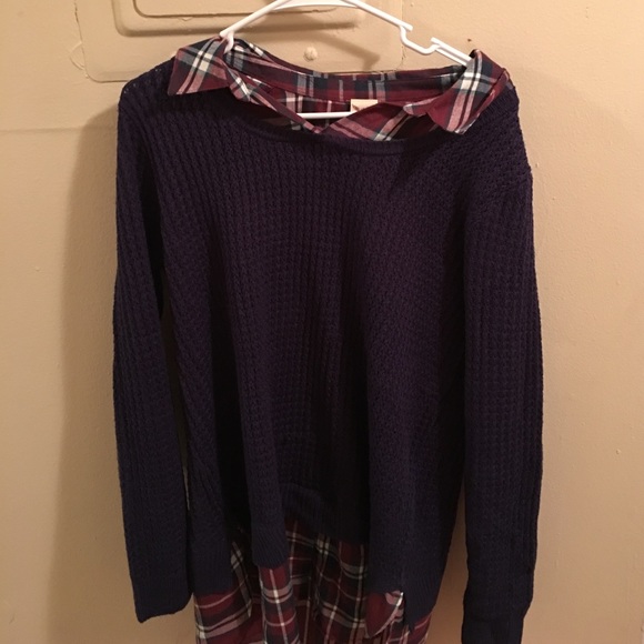 Sweater - Picture 1 of 1