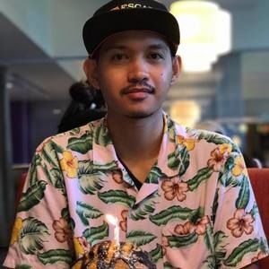 Meet your Posher, Brandon