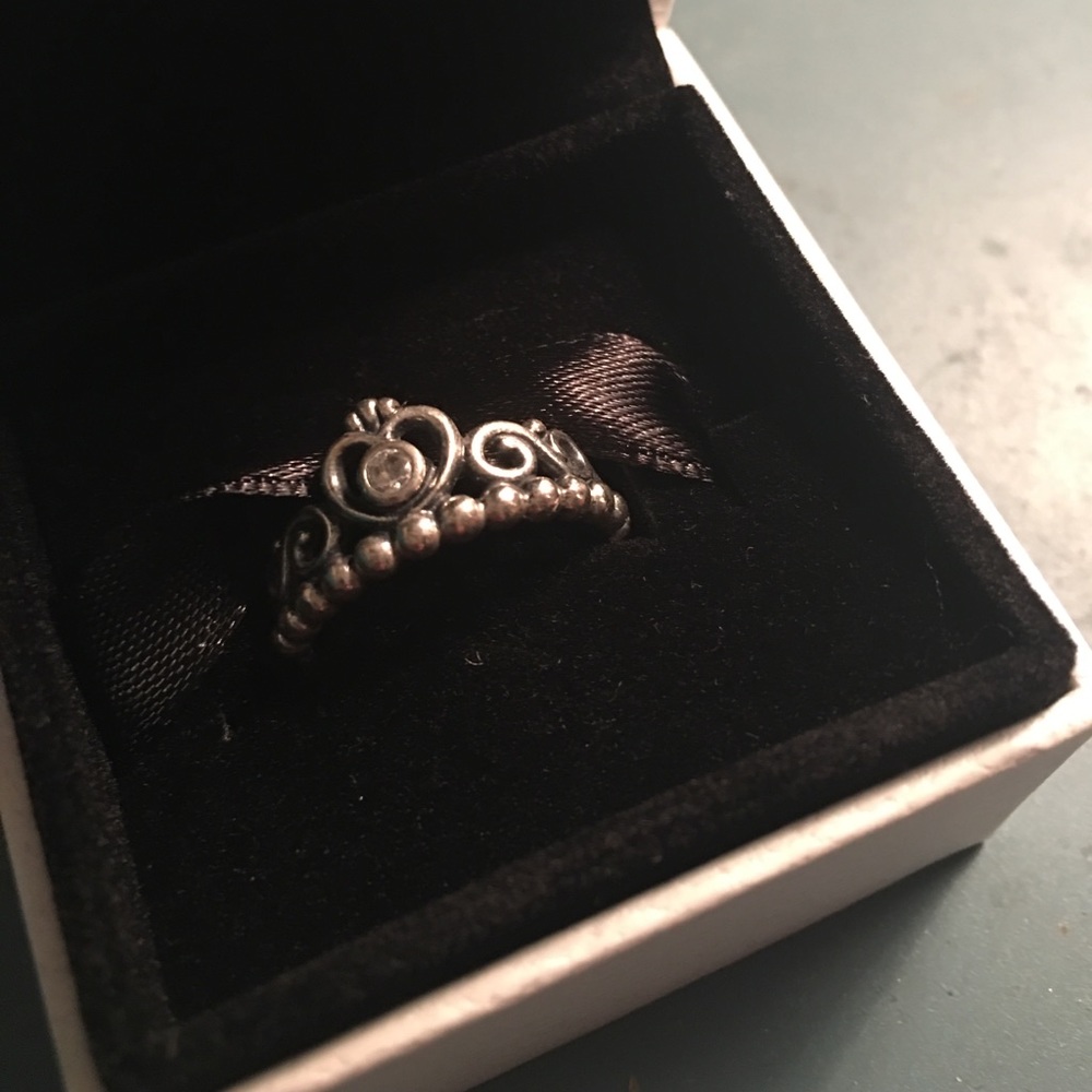 Pandora princess ring