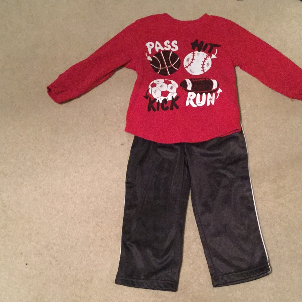 Running pants and thermal shirt set